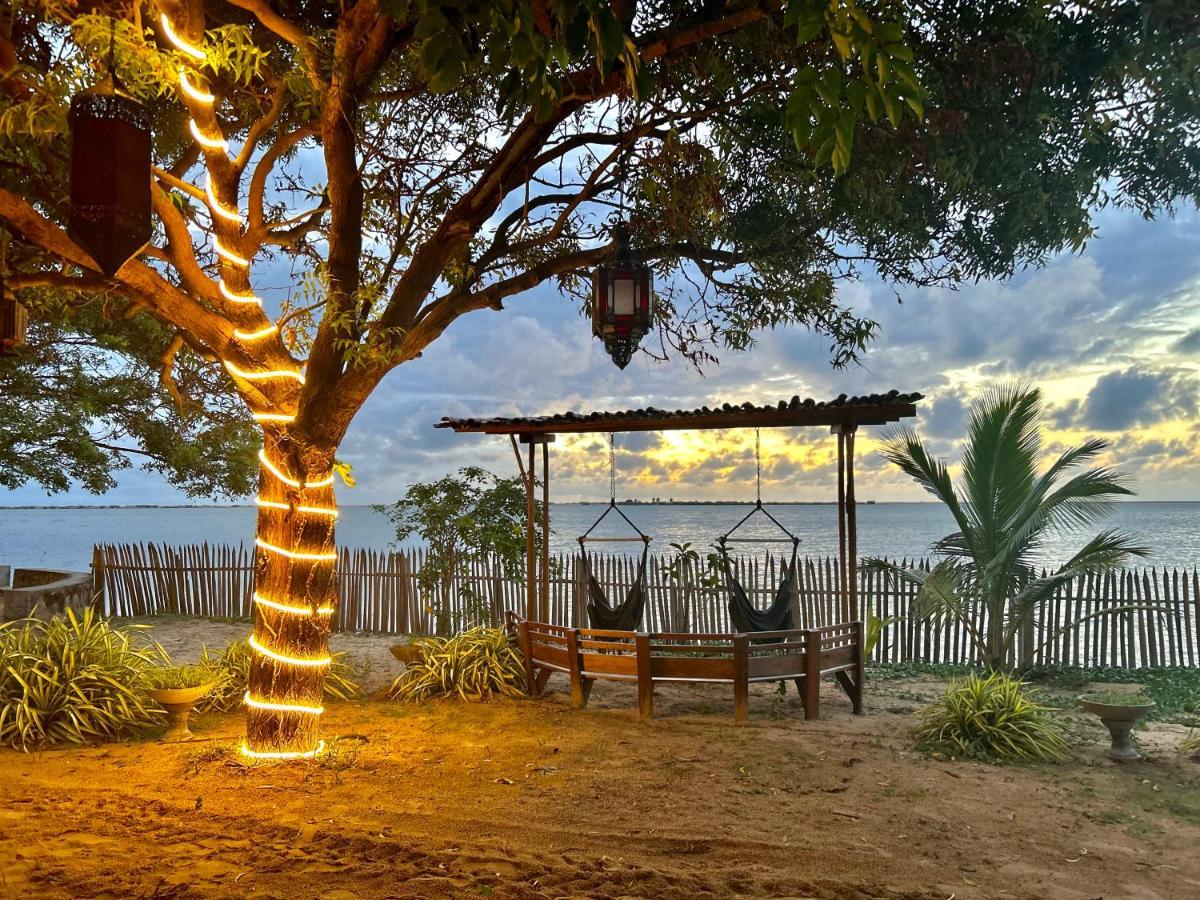 Arasi Resort Kalpitiya Bagian luar foto