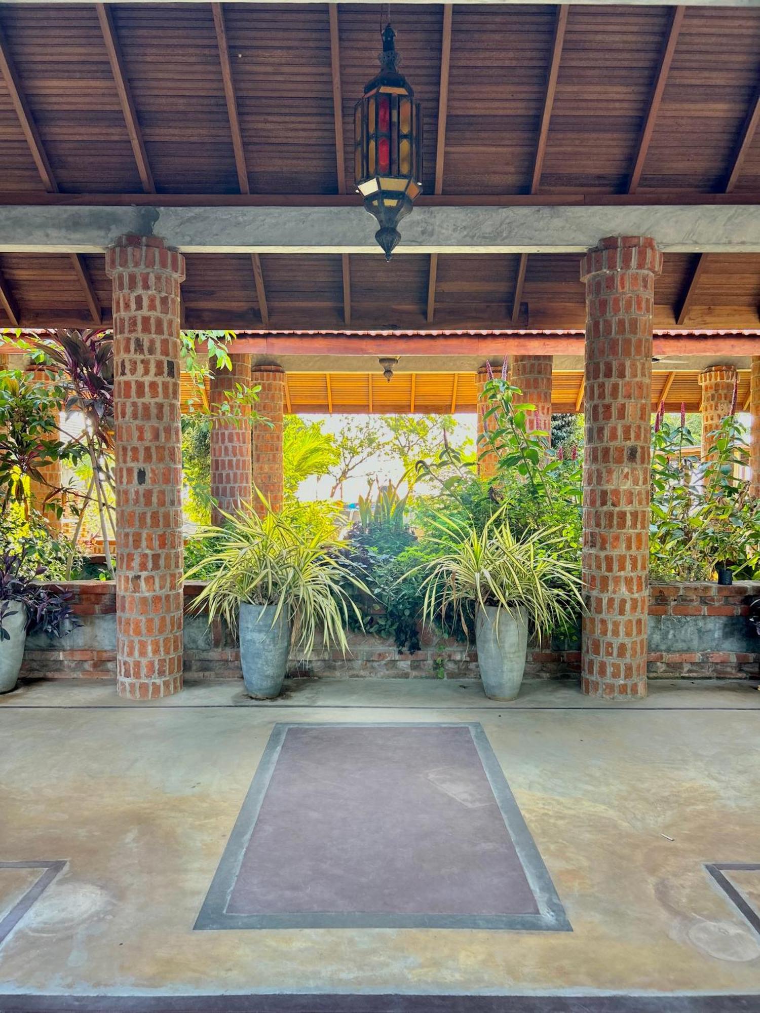 Arasi Resort Kalpitiya Bagian luar foto