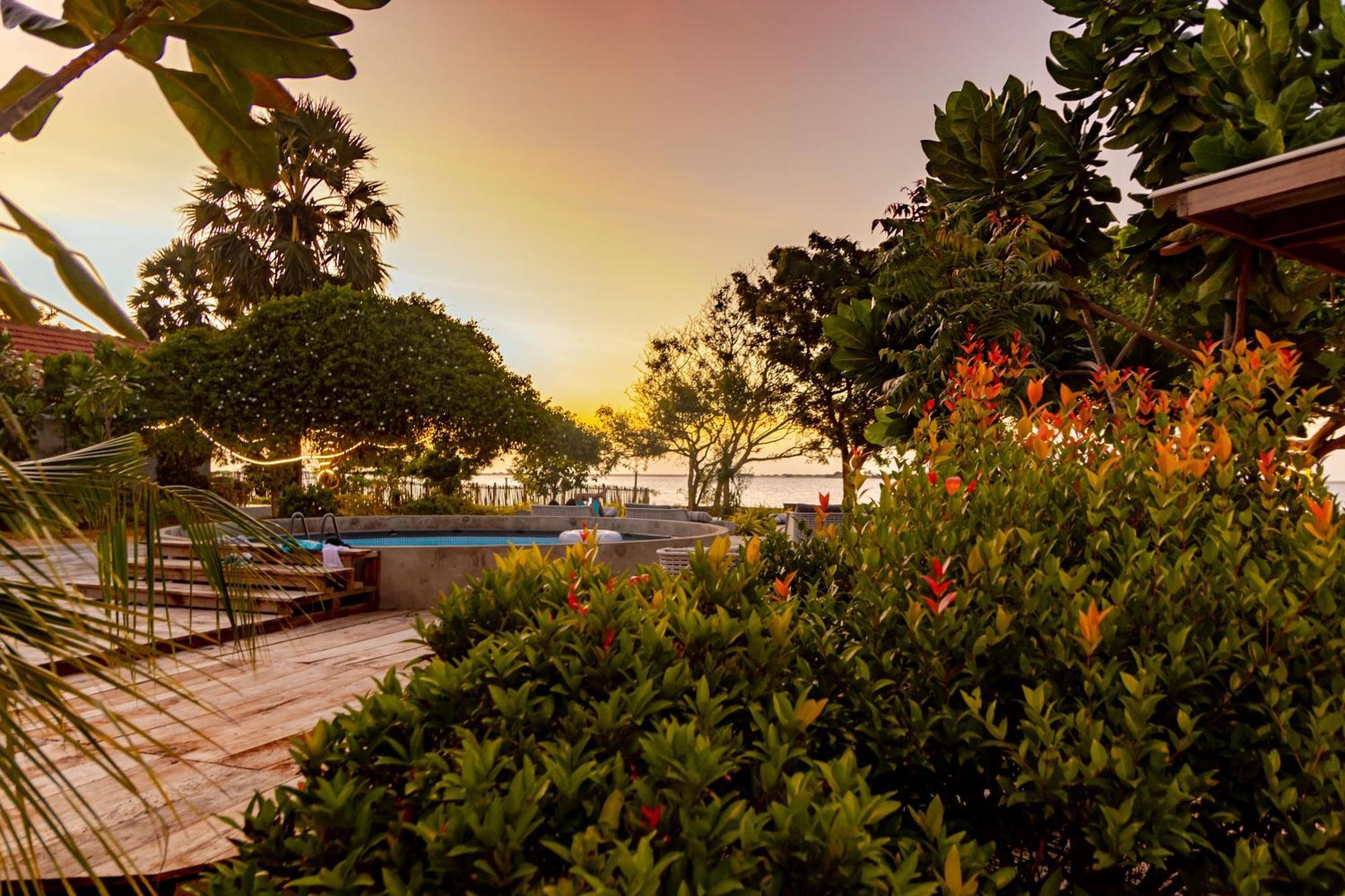 Arasi Resort Kalpitiya Bagian luar foto