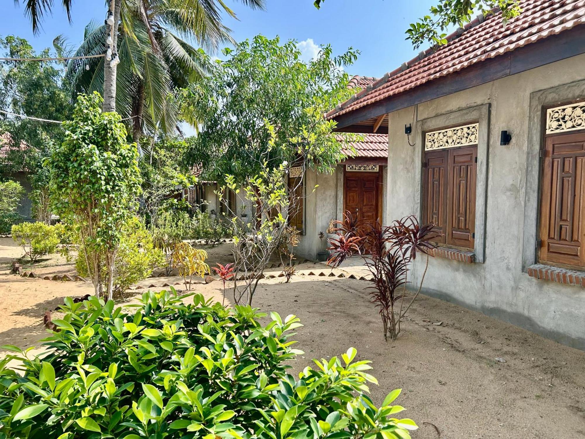 Arasi Resort Kalpitiya Bagian luar foto
